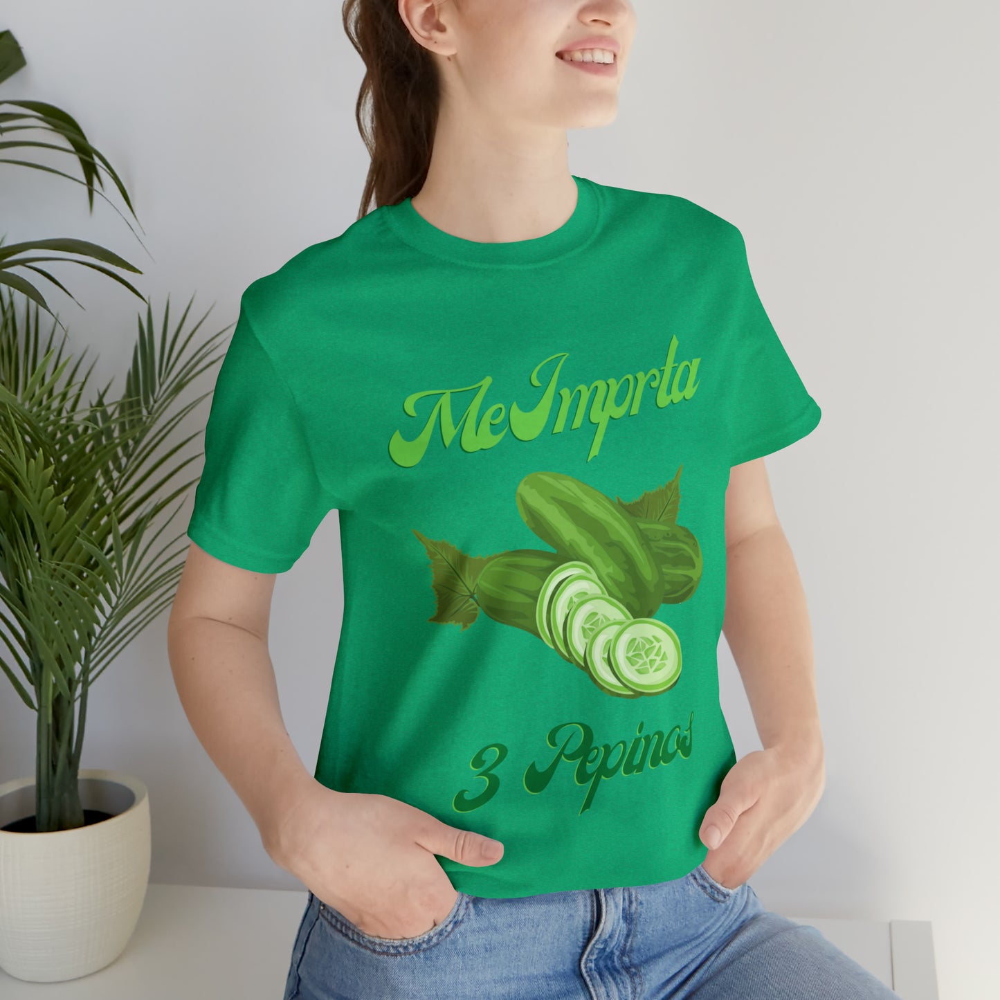 Me Importa 3 Pepinos -Unisex Jersey Short Sleeve Tee