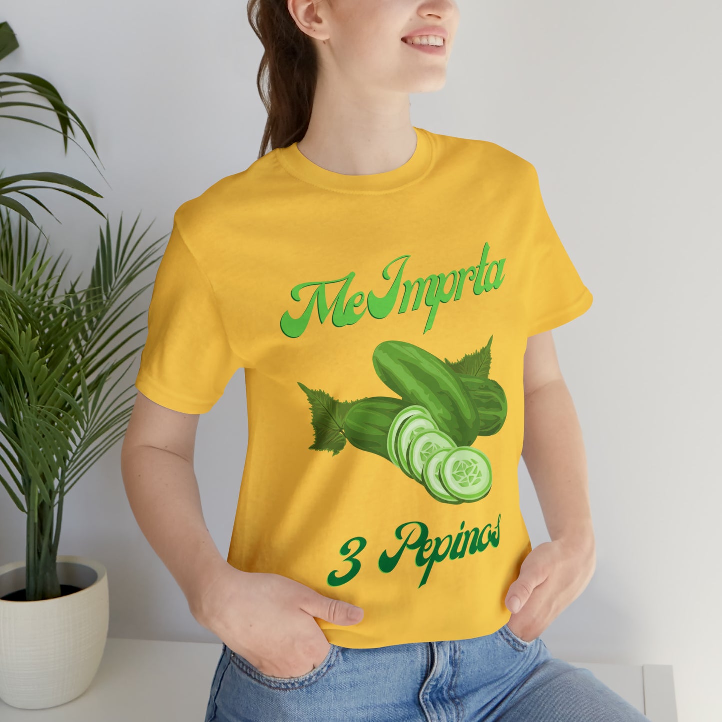 Me Importa 3 Pepinos -Unisex Jersey Short Sleeve Tee