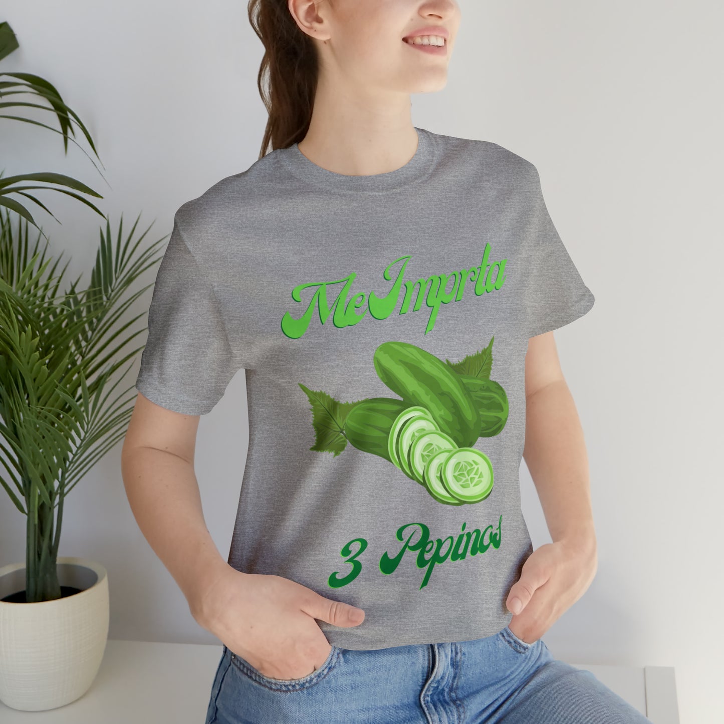 Me Importa 3 Pepinos -Unisex Jersey Short Sleeve Tee